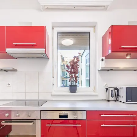 Two Bedrooms With Free Garage In The Downtown Budapest